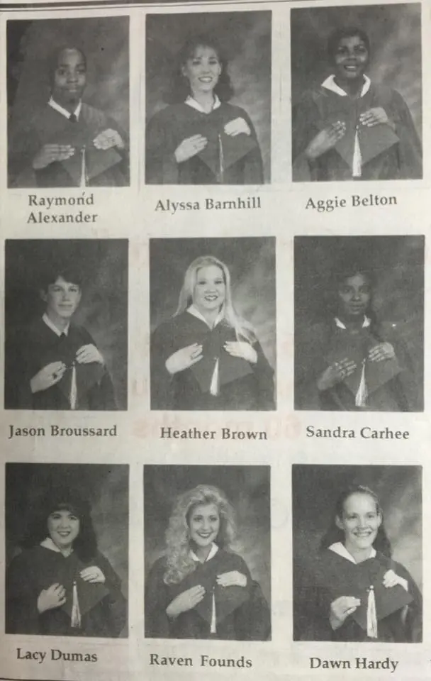 Photograph from the Facebook post “Many High graduates of 1997”