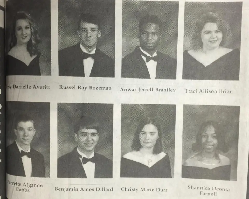 Photograph from the Facebook post “1997 Pleasant Hill graduates #pleasanthillhighclassof97”