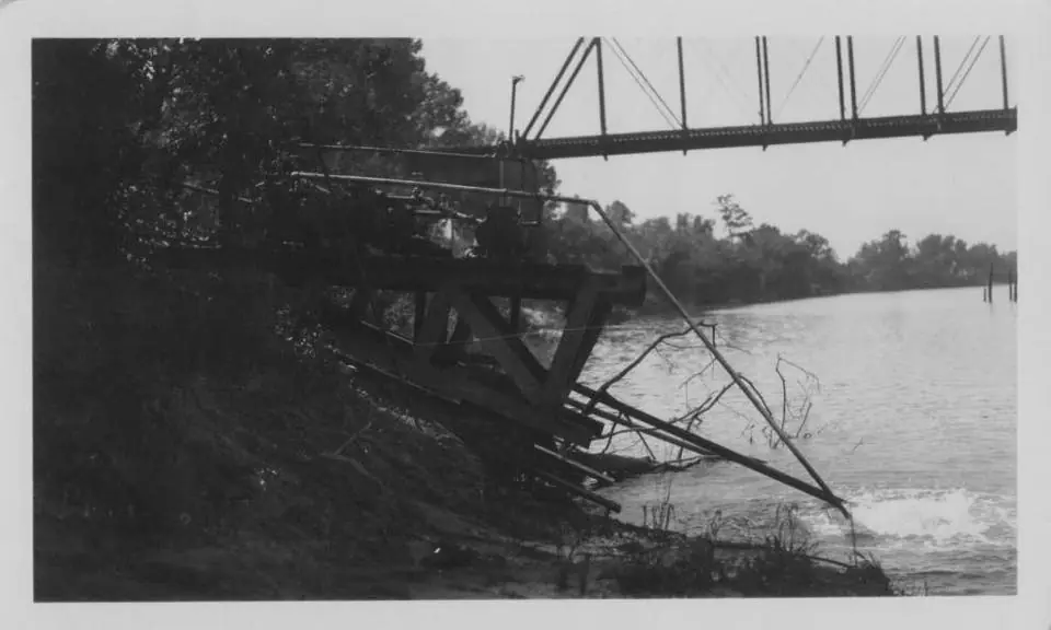 Photograph from the Facebook post “Loring Oil Co., possibly Bowman Hicks #18 in Zwolle.”
