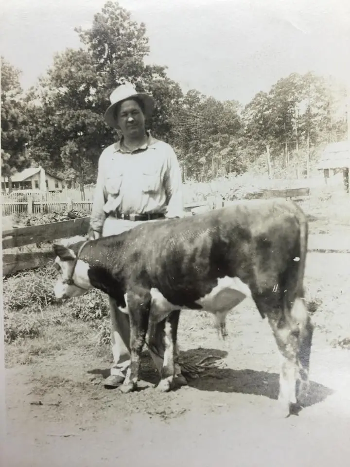 Photograph from the Facebook post “A neat old picture that a seriously wish I knew more about.”