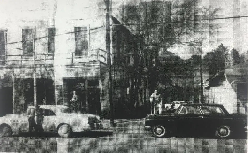 Photograph from the Facebook post “Don't know much about this photo.”