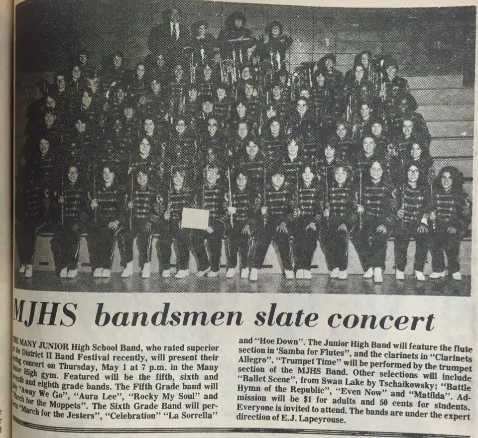 Photograph from the Facebook post “Many Jr High Band in 1980”