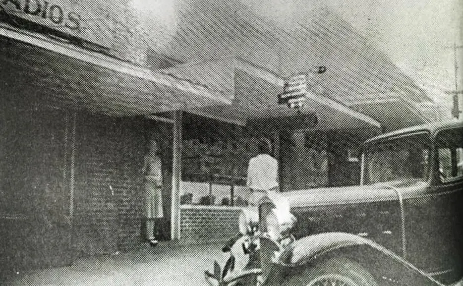 Photograph from the Facebook post “Sabine Parish Library in 1935”
