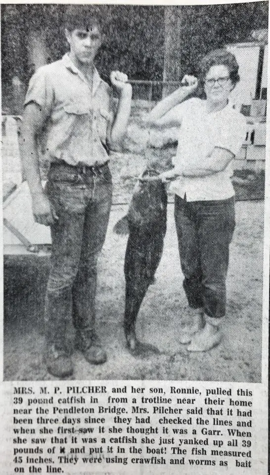 Photograph from the Facebook post “39 pound catfish from Toledo Bend in 1967 #bigfish #toledobend #sabineparish”