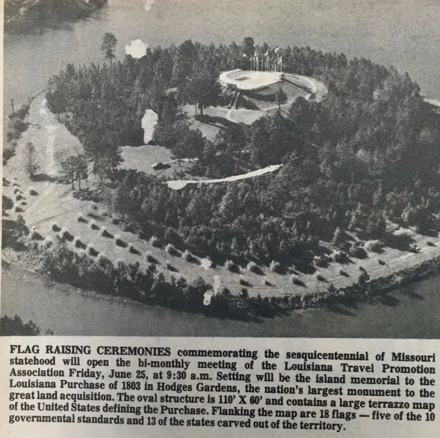 Photograph from the Facebook post “1971, flag raising ceremony at Hodges Gardens”