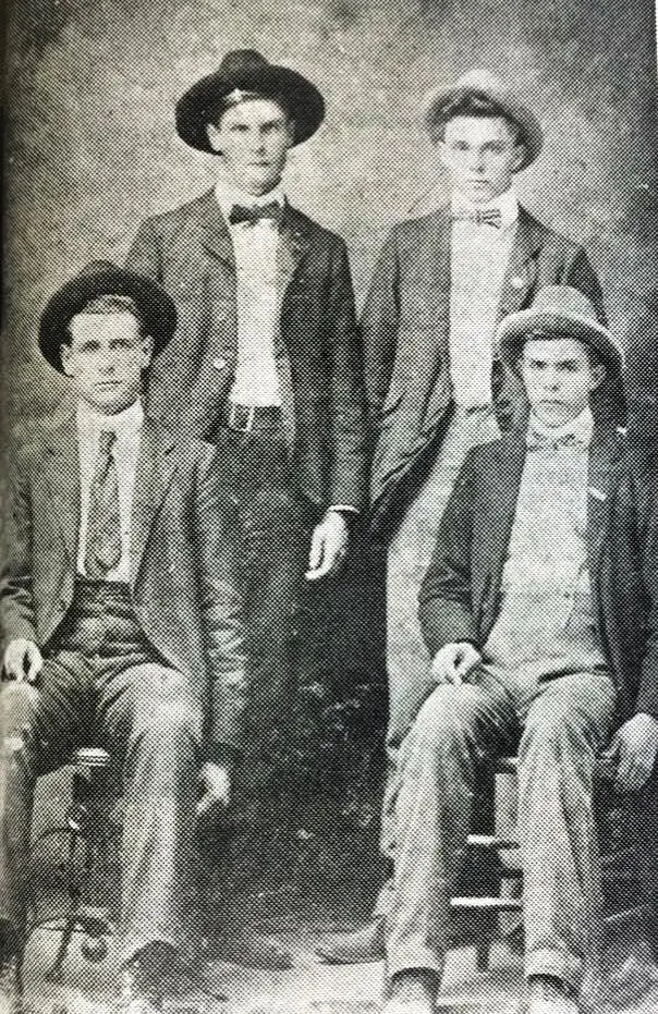 Photograph from the Facebook post “Bayou Sci Community fellows in 1901.”