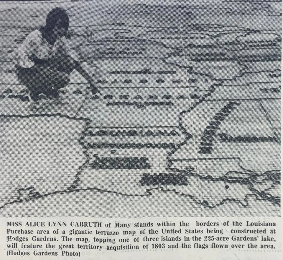 Photograph from the Facebook post “1967 Hodges Gardens Flag Island”