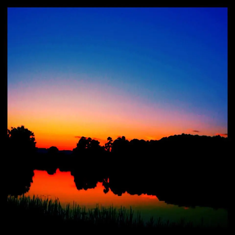 Photograph from the Facebook post “Sunset at Hodges Gardens”