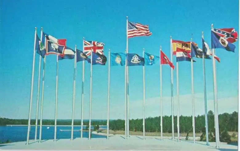 Photograph from the Facebook post “Flag Island at Hodges Gardens.”