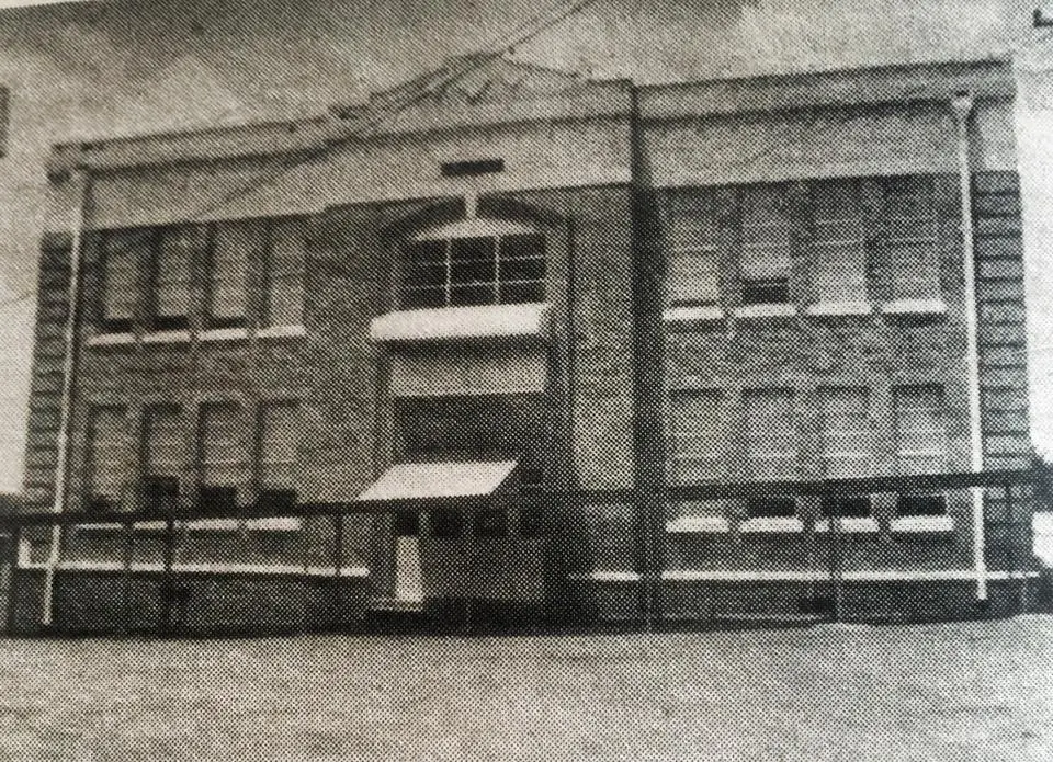 Photograph from the Facebook post “Zwolle Schools in 1970.”