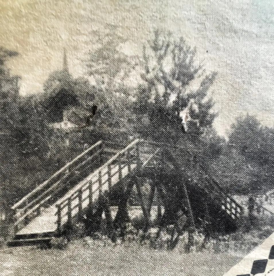 Photograph from the Facebook post “Foot crossing bridge over railroad in Zwolle by St.”