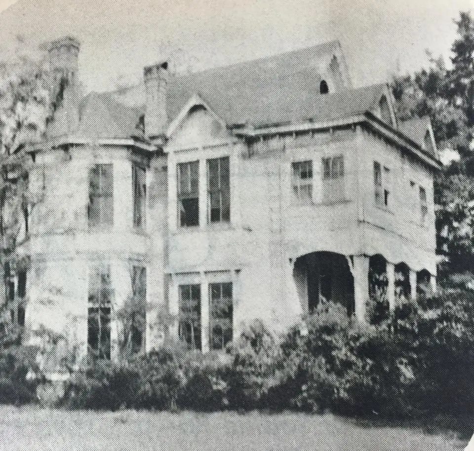 Photograph from the Facebook post “1980 article about the historic Childers home in Pleasant Hill.”