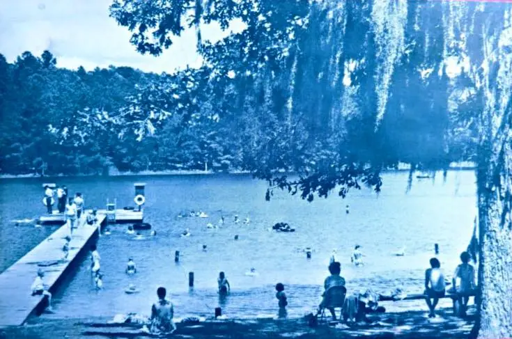 Photograph from the Facebook post “Swimmers at Red Hills on Toledo Bend near Hemphill.”