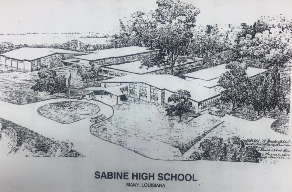 Photograph from the Facebook post “Sabine High School.”