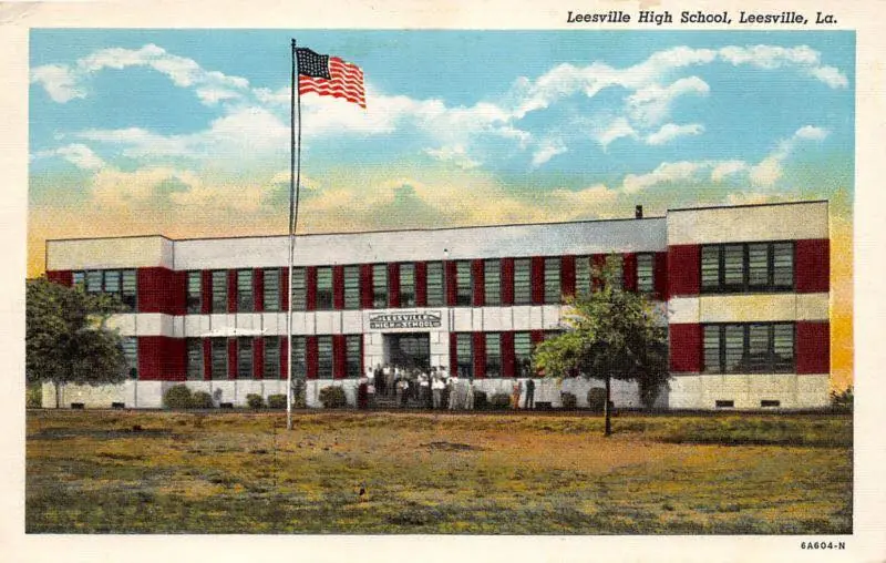 Photograph from the Facebook post “Leesville High School, 1936 #LeesvilleLouisiana #LeesvilleHighSchool”