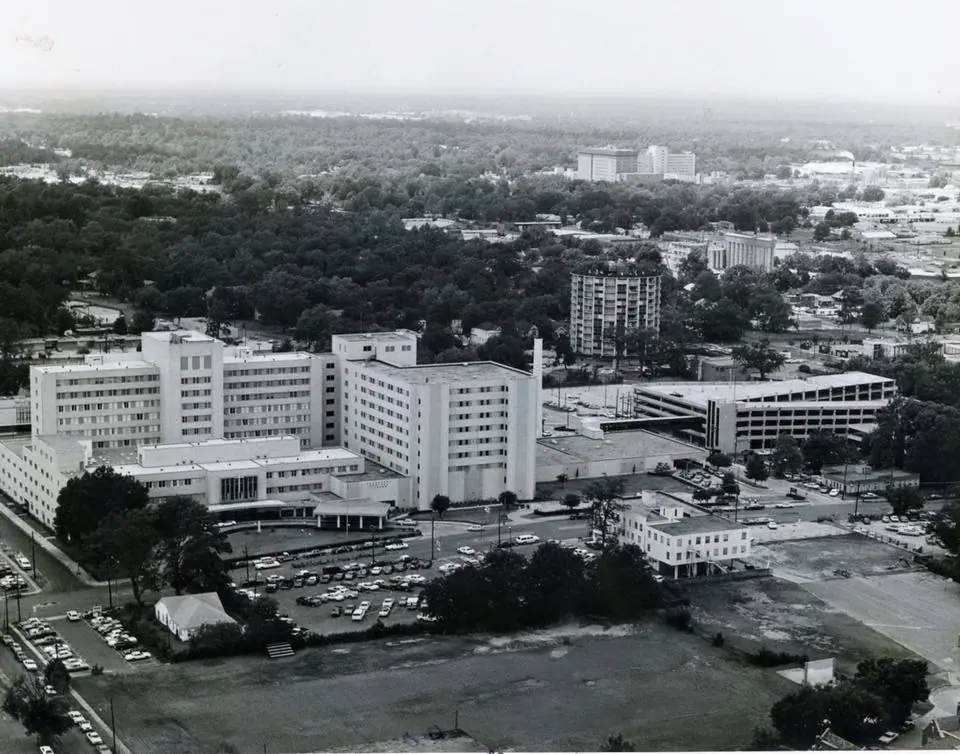 Photograph from the Facebook post “1980s, Schumpert Hospital (I think) in Shreveport”