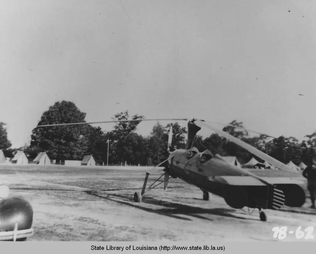 Photograph from the Facebook post “1940.”