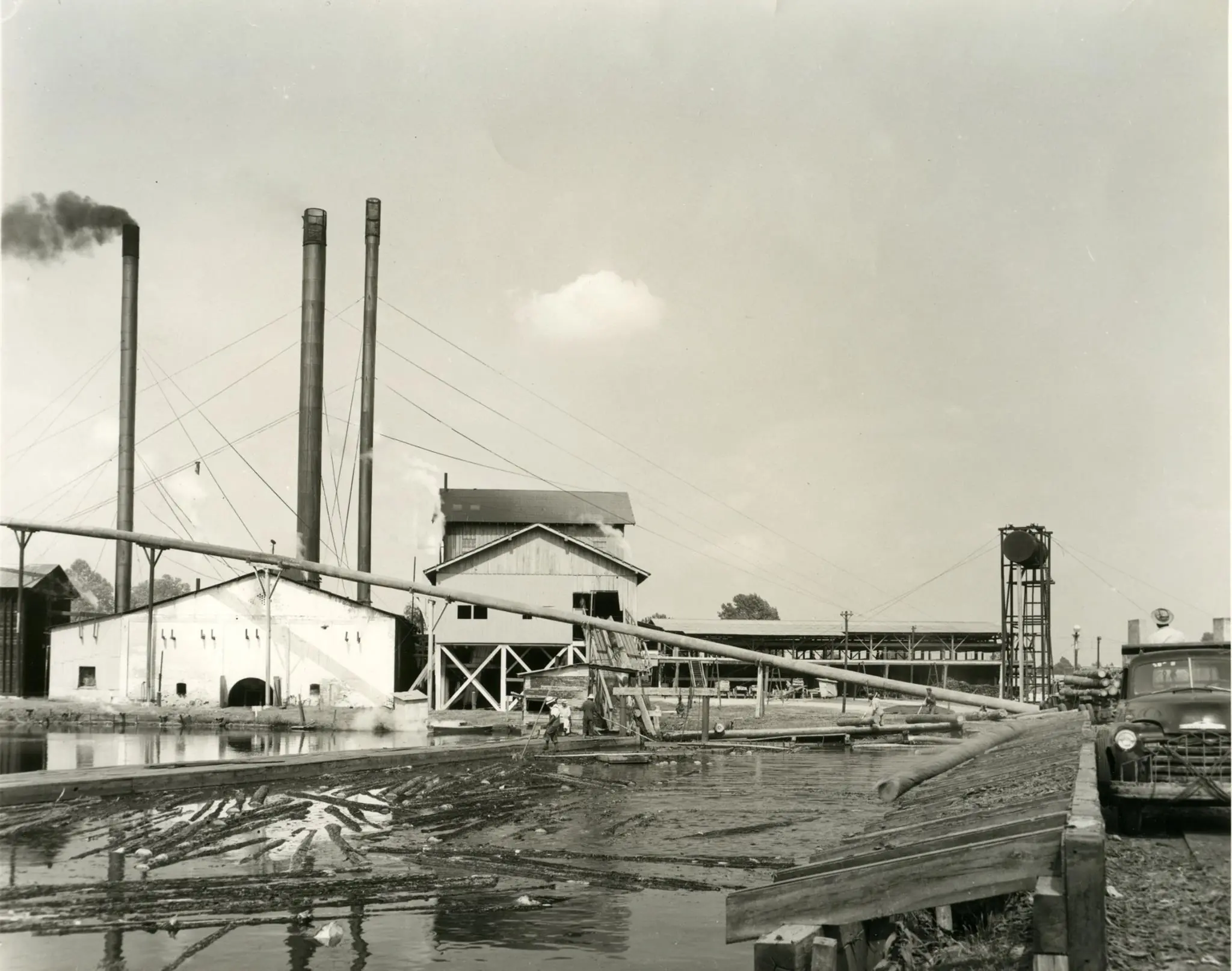 Photograph from the Facebook post “Sabine Lumber Company, in Zwolle, La.”