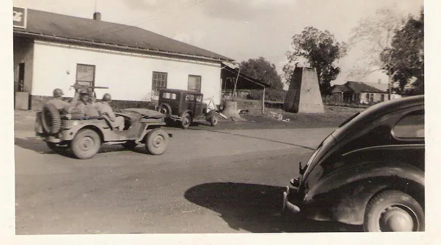 Photograph from the Facebook post “Photo taken in downtown Milam during World War II.”