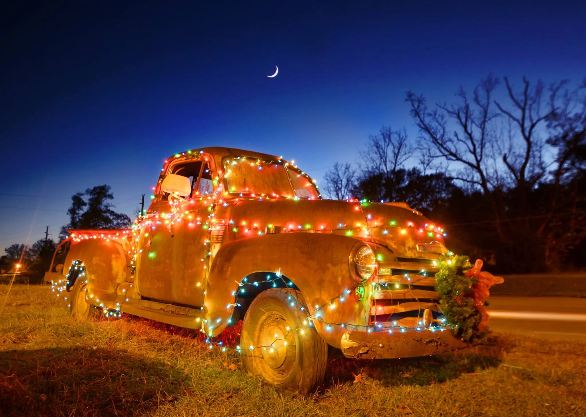 Photograph from the Facebook post “Couldn't resist snapping a photo of this truck I noticed a few moments ago on Hwy.”