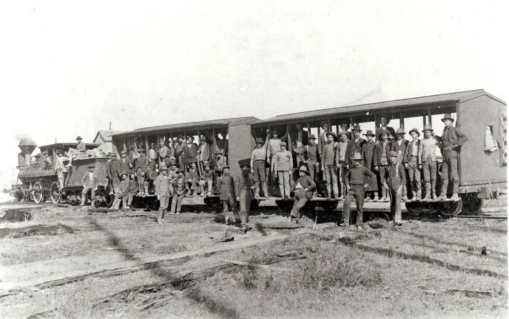 Photograph from the Facebook post “Work Train of Texas Tram.”