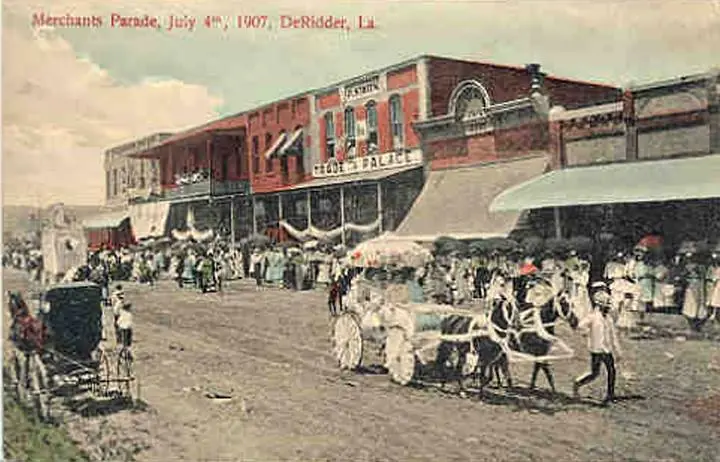 Photograph from the Facebook post “1907 DeRidder Merchants Parade, July 4.”