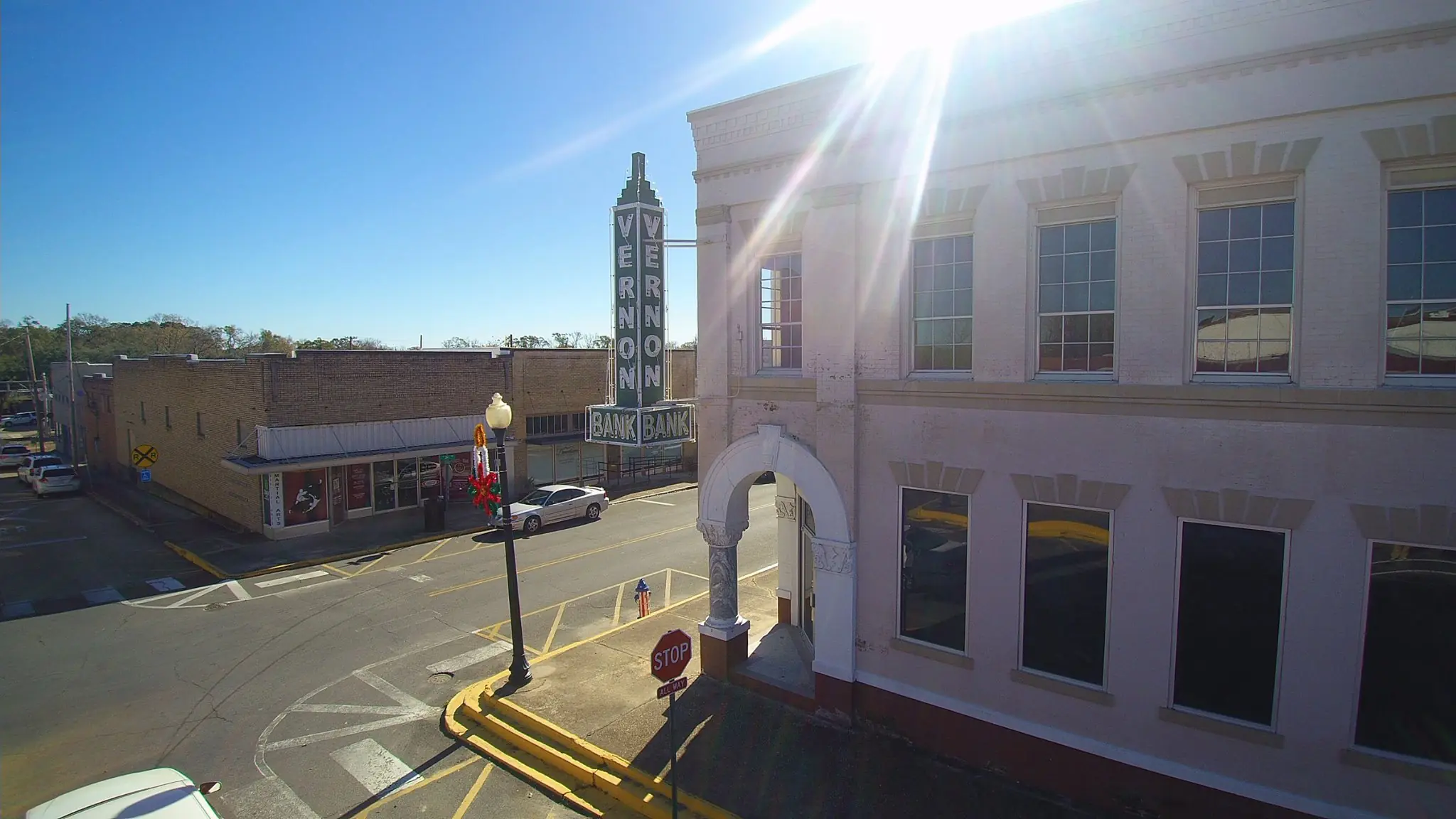 Photograph from the Facebook post “A stately building in downtown Leesville...”