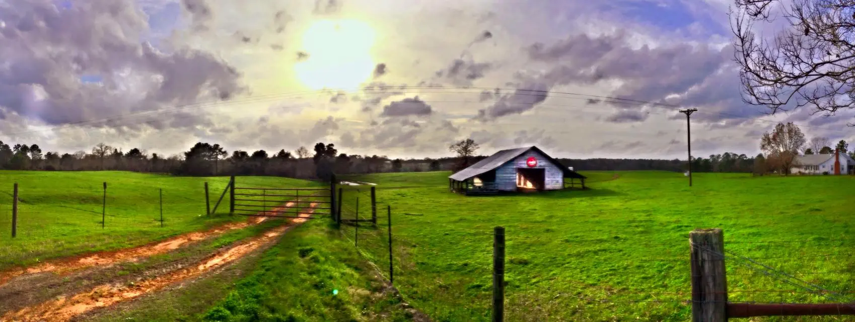 Photograph from the Facebook post “Taken with my IPhone and not the greatest quality but this was such a nice setting.”