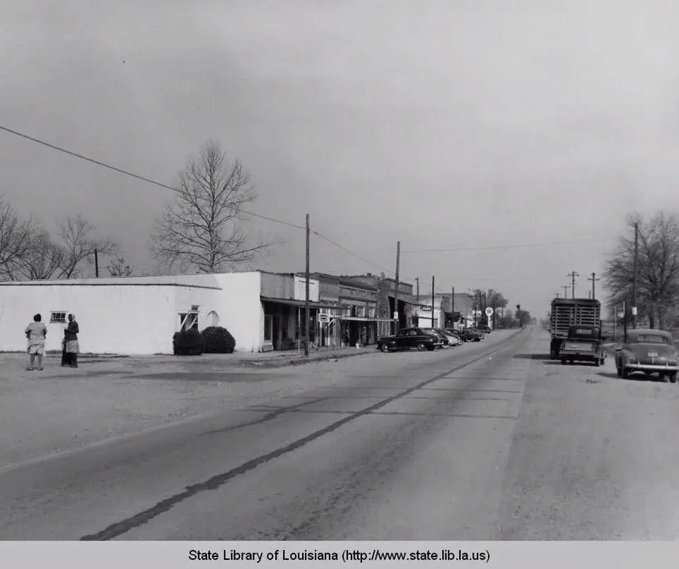 Photograph from the Facebook post “1949.”