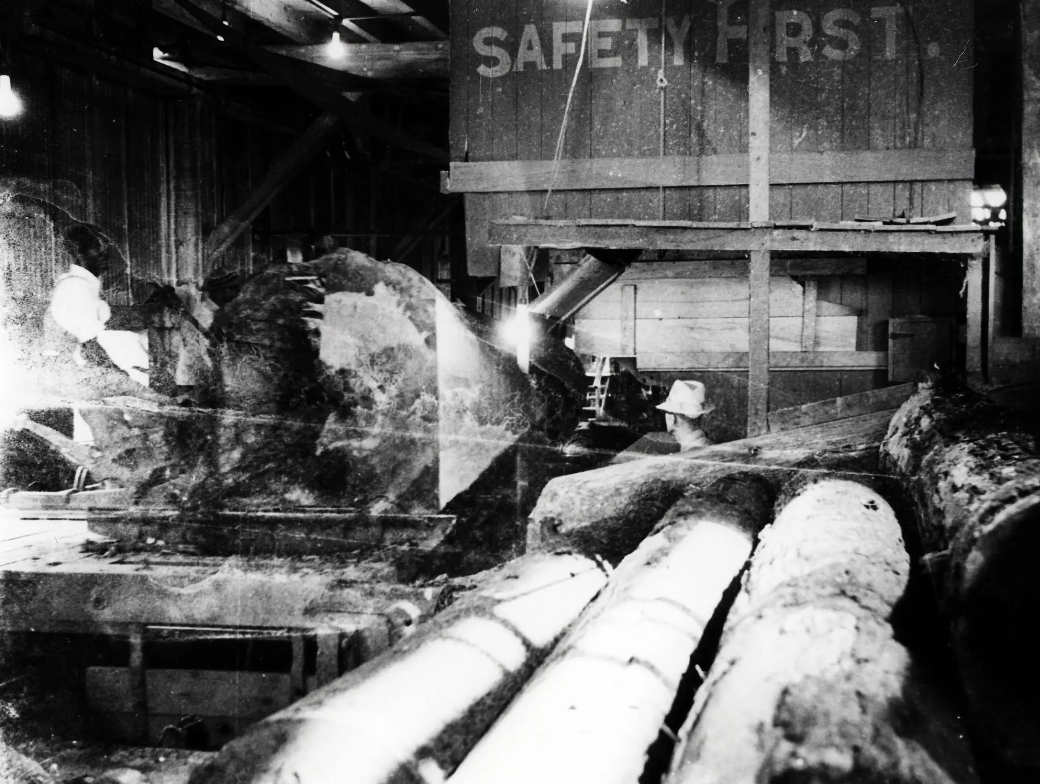Photograph from the Facebook post “Mill, Kirbyville, Texas.”