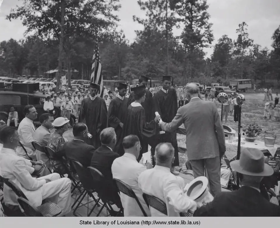 Photograph from the Facebook post “May 20, 1937.”