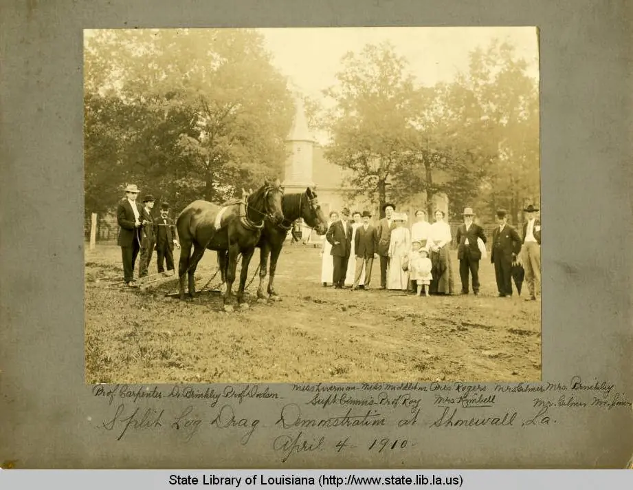 Photograph from the Facebook post “April 4, 1910.”