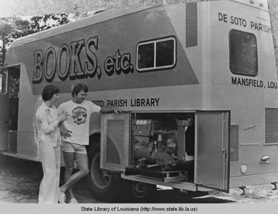Photograph from the Facebook post “1970s.”