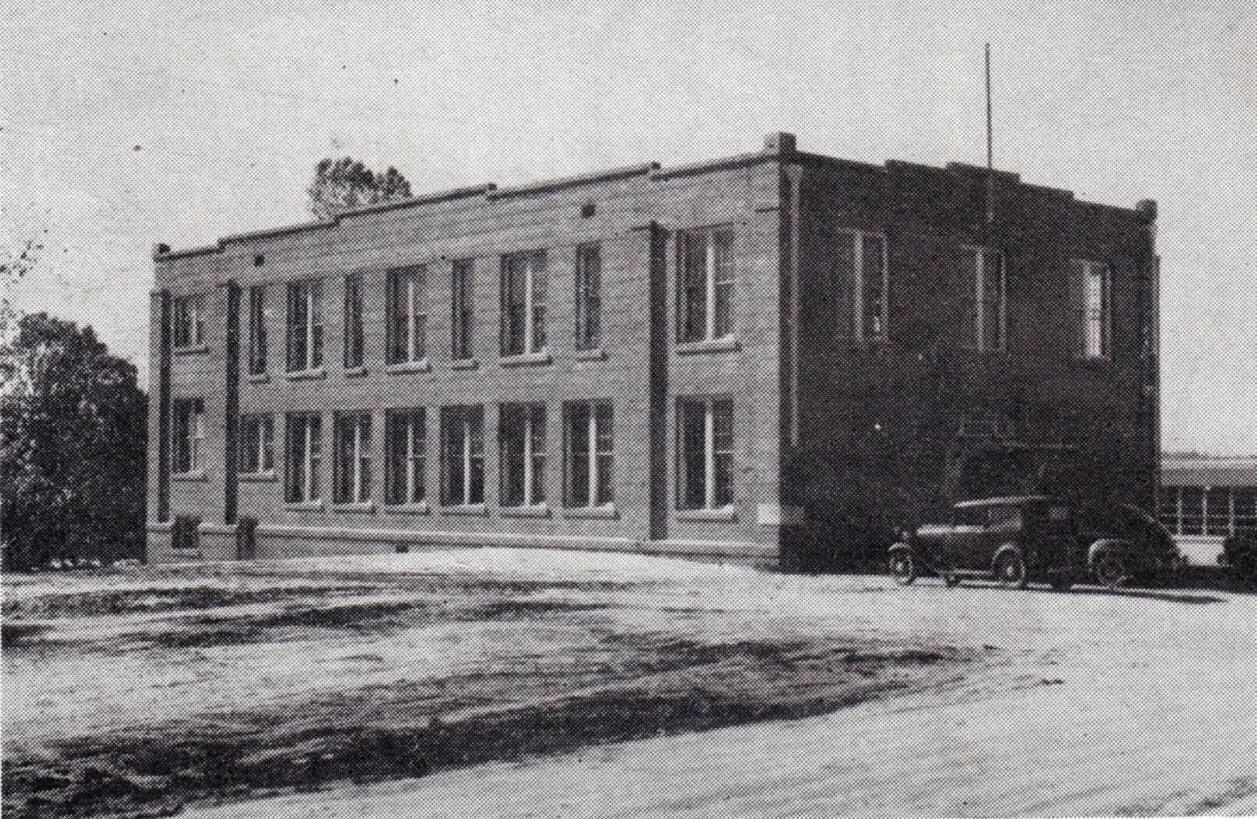 Photograph from the Facebook post “Hornbeck High School, 1949.”