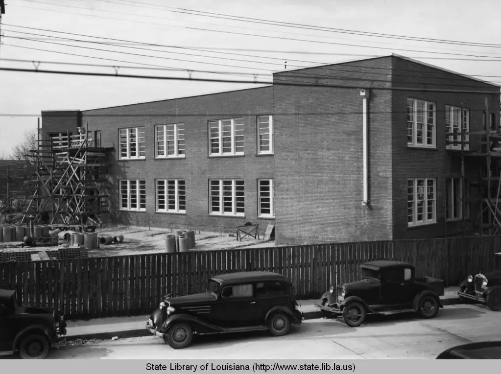 Photograph from the Facebook post “Construction of DeRidder High School, 1941.”