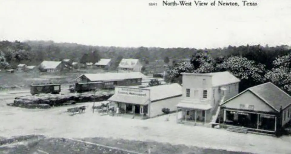 Photograph from the Facebook post “Northwest view of Newton, Texas (early 1900s?).”