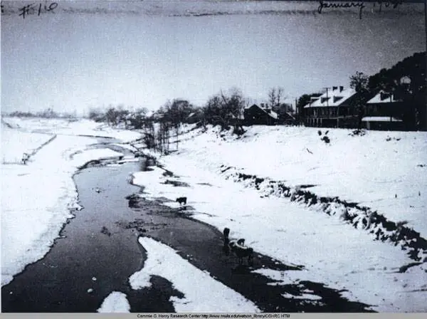 Photograph from the Facebook post “Cane River in Natchitoches after snowfall.”
