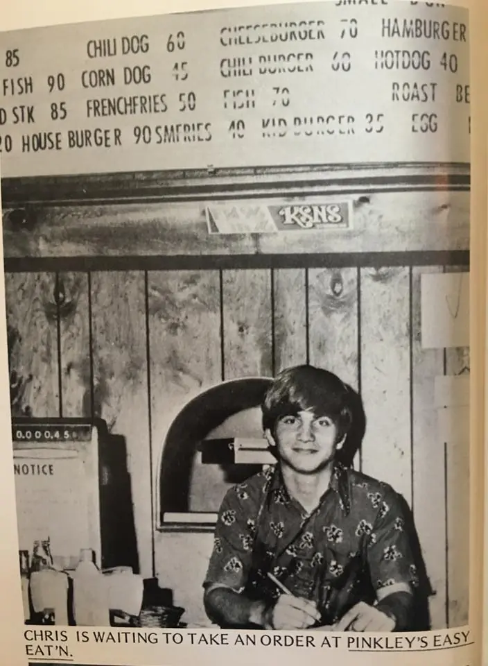 Photograph from the Facebook post “1978...”