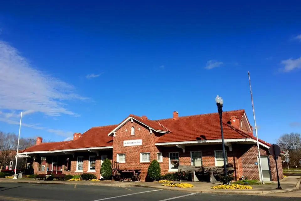 Photograph from the Facebook post “Old train depot (now a museum) in DeRidder, Louisiana.”