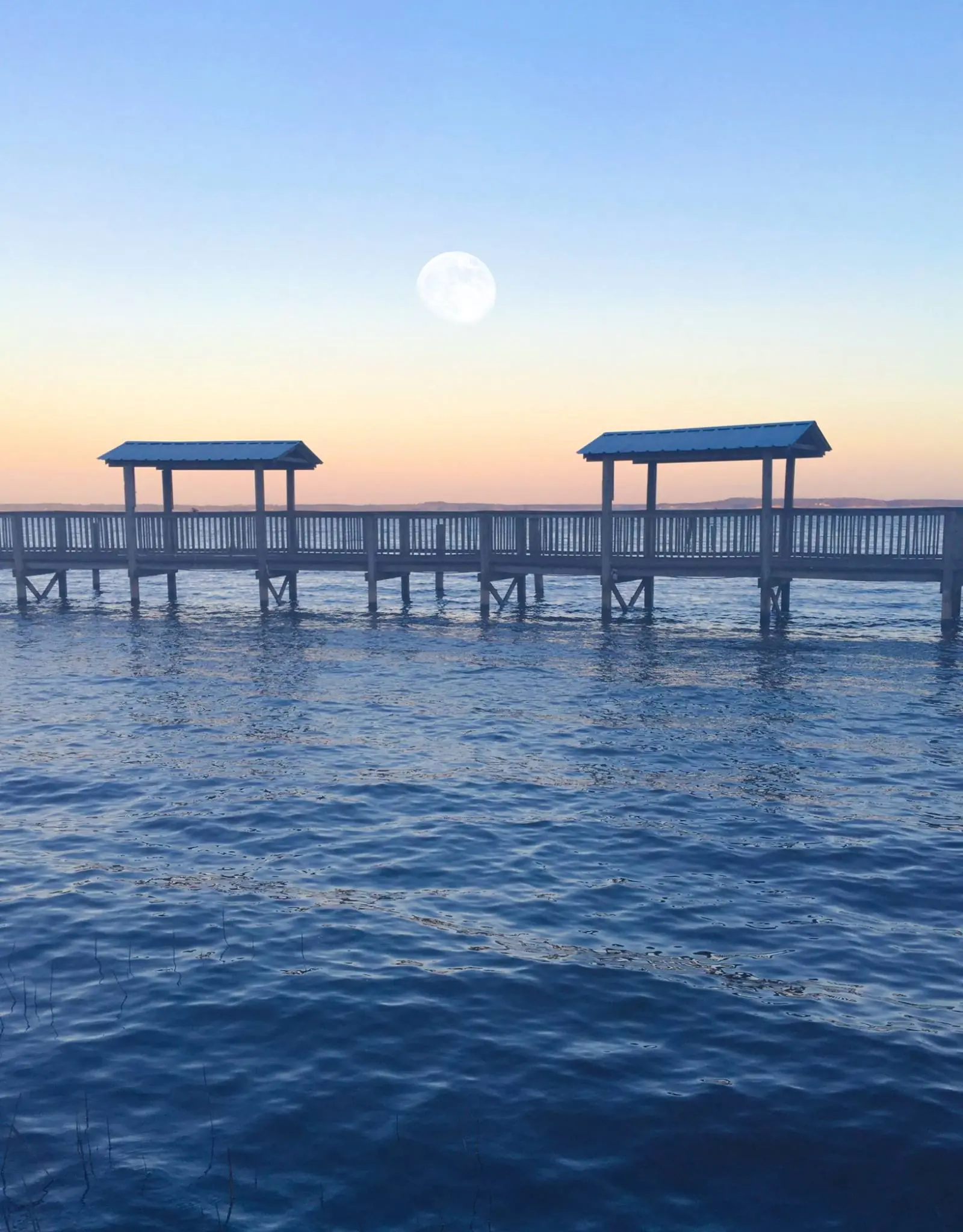 Photograph from the Facebook post “On Texas side of Toledo Bend...”