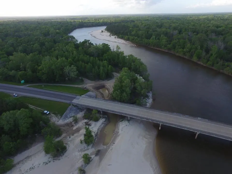 Photograph from the Facebook post “The Sabine River, separating Texas and Louisiana at Newton County and Beauregard Parish.”