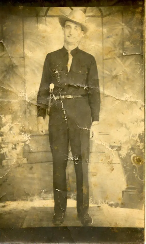 Photograph from the Facebook post “This photo of Quinton Brandon was shared by Robert Gentry.”