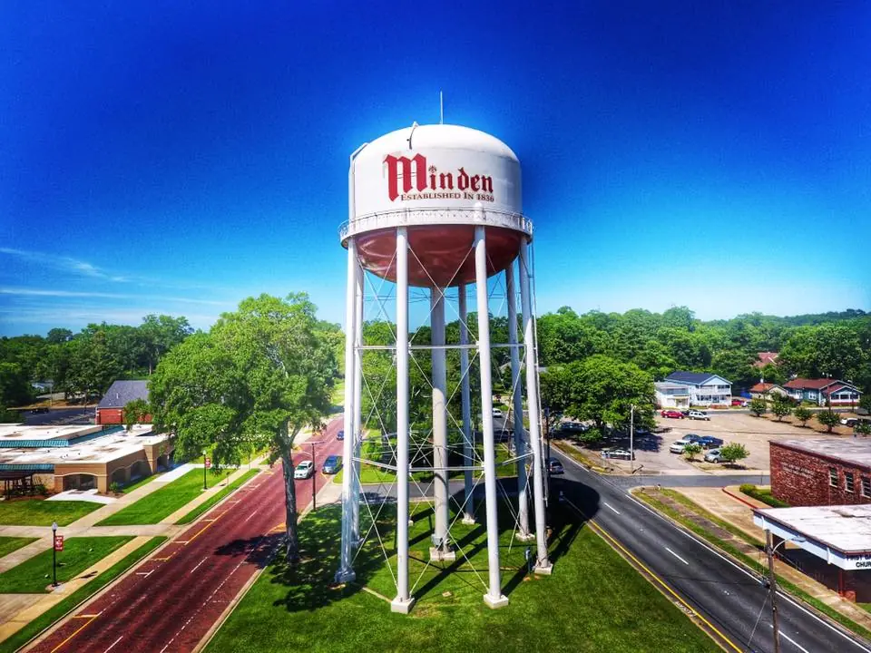Photograph from the Facebook post “Water Tower or Landmark?”