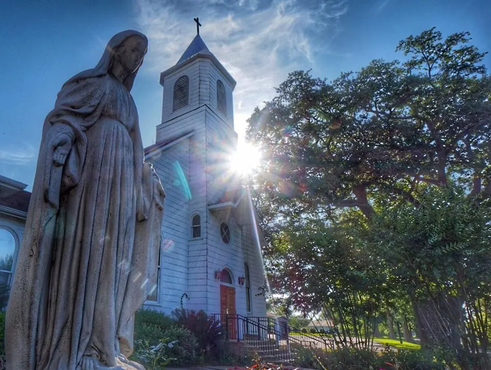 Photograph from the Facebook post “St.”