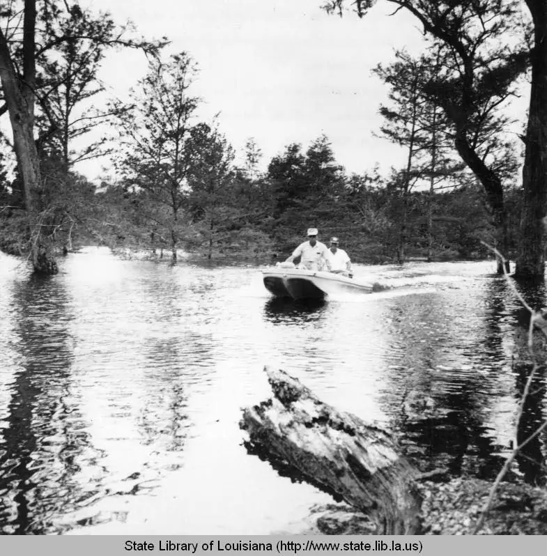 Photograph from the Facebook post “Toledo Bend in 1968!”