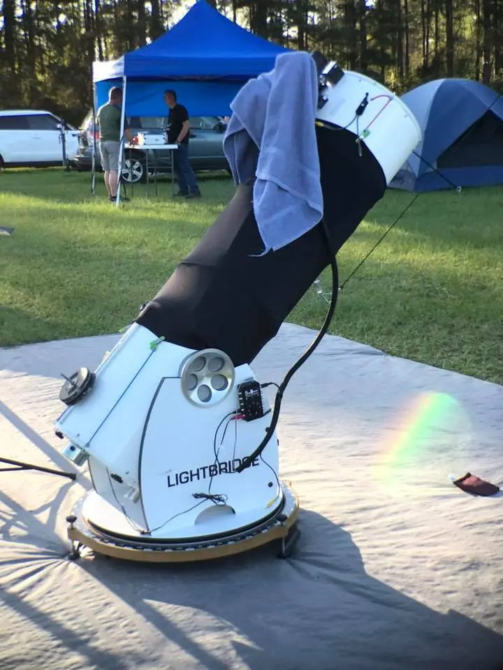 Photograph from the Facebook post “Hodges Gardens stargazing party.”