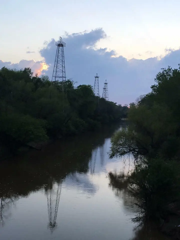 Photograph from the Facebook post “Shared by Clint Phillips: Sunset in White Oak, Texas”