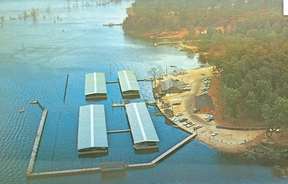 Photograph from the Facebook post “Fin & Feather Marina / Resort on Toledo Bend Lake near Hemphill, Texas (Sabine County)...”