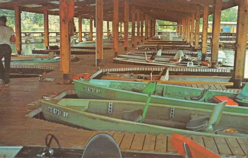Photograph from the Facebook post “Fin & Feather Marina out of Hemphill, Texas (Sabine County).”