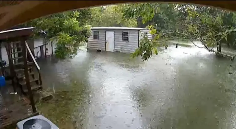 Photograph from the Facebook post “Will Young shared this photo of his backyard in Groves, Texas.”